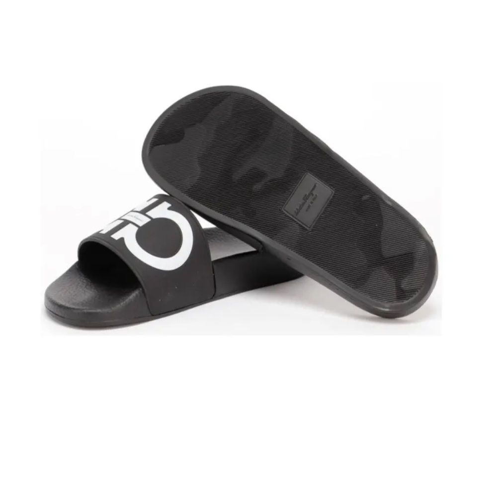 Salvatore Ferragamo Groove Gancini Pool Slide - Picture 4 of 13